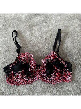 Wacoal Embrace Lace Black Pink Embroidered Bra Underwire 34C